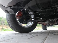 2012款 1.5L 手动 两驱豪华型 5座