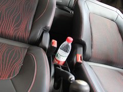 2012款 1.5L 手动 两驱豪华型 5座