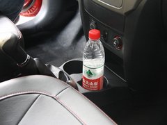 2012款 1.5L 手动 两驱豪华型 5座