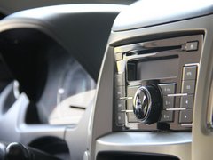 2012款 1.5L 手动 两驱豪华型 5座