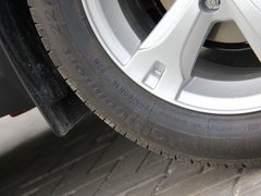 2012款 1.5L 手动 两驱豪华型 5座