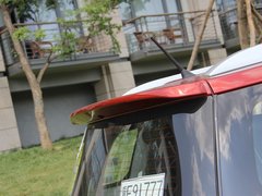 2012款 1.5L 手动 两驱豪华型 5座