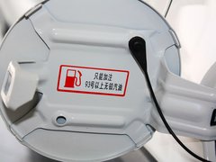 2012款 1.5L 手动 两驱豪华型 5座