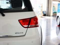 2012款 1.5L 手动 两驱豪华型 5座