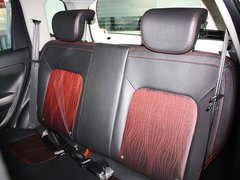 2012款 1.5L 手动 两驱豪华型 5座