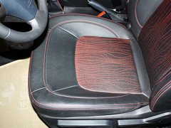 2012款 1.5L 手动 两驱豪华型 5座
