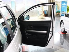 2012款 1.5L 手动 两驱豪华型 5座
