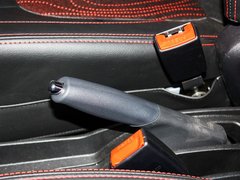 2012款 1.5L 手动 两驱豪华型 5座