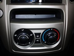 2012款 1.5L 手动 两驱豪华型 5座