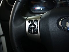 2012款 1.5L 手动 两驱豪华型 5座