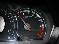 2012款 1.5L 手动 两驱豪华型 5座