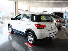 2012款 1.5L 手动 两驱豪华型 5座