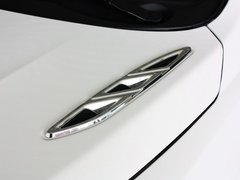2012款 1.5L 手动 两驱豪华型 5座
