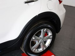 2012款 1.5L 手动 两驱豪华型 5座