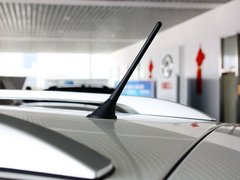 2012款 1.5L 手动 两驱豪华型 5座
