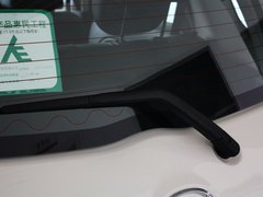 2012款 1.5L 手动 两驱豪华型 5座