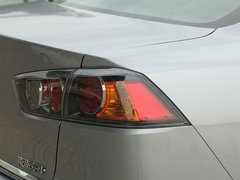 2011款 1.8L CVT 时尚版舒适型5座