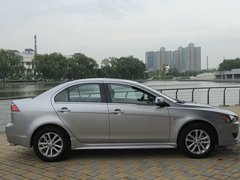 2011款 1.8L CVT 时尚版舒适型5座