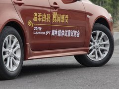 2011款 2.0L CVT 致炫版旗舰型5座