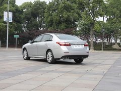 2011款 2.5 自动 旗舰导航版