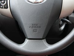 2011款 1.5 手动 都市型