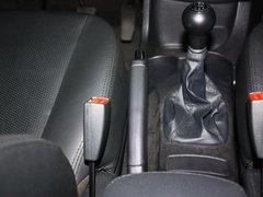 2012款 2.0L 手动 GLS 两驱版 5座