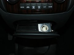 2012款 2.0L 自动 GLS 两驱版 5座