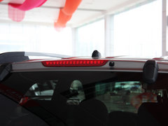 2012款 2.0L 自动 GLS 两驱版 5座