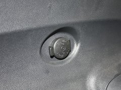 2011款 2.0L 自动 GLS 两驱版 5座