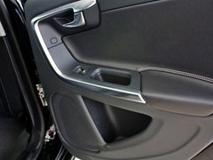 2012款 3.0T 自动 个性运动版