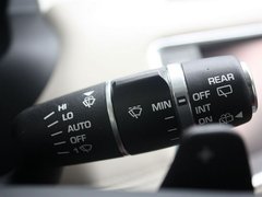 2012款 2.0T 自动 3门耀致版 4座