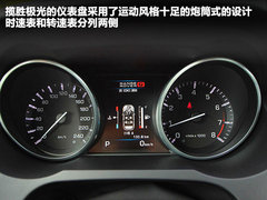 2012款 2.0T 自动 3门耀致版 4座