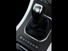 2012款 2.0T 自动 3门耀致版 4座