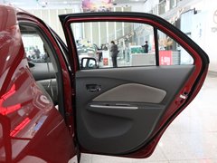 2011款 1.6L AT GL-i天窗炫动版