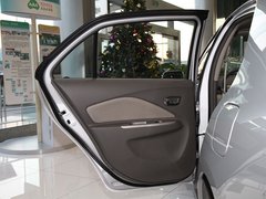 2011款 1.6L AT GL-i天窗炫动版