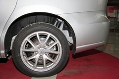 2011款 2.4L 自动 尊稳版尊享型 7座
