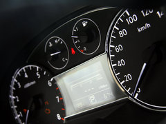 2011款 1.6L CVT 舒适版