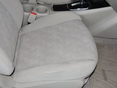 2011款 1.6L CVT 舒适版