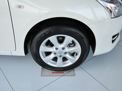 2011款 1.6L CVT 舒适版