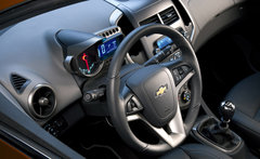 2011款 两厢 1.4 SL 手动 