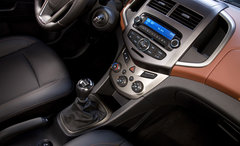 2011款 两厢 1.4 SL 手动 