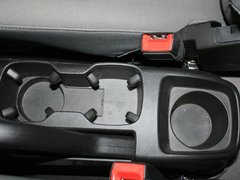 2011款 两厢 1.4 SL 手动 