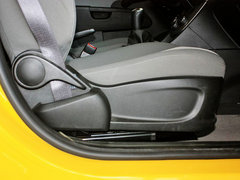 2011款 两厢 1.4 SL 手动 