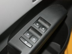 2011款 两厢 1.4 SL 手动 