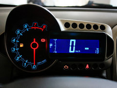 2011款 两厢 1.4 SL 手动 