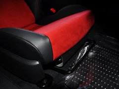 2013款 2.0L 自动 豪华版