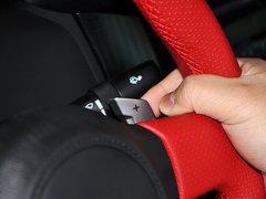 2013款 2.0L 自动 豪华版