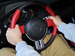 2013款 2.0L 自动 豪华版