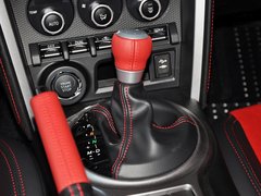 2013款 2.0L 自动 豪华版