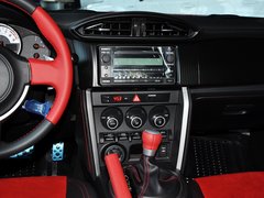 2013款 2.0L 自动 豪华版